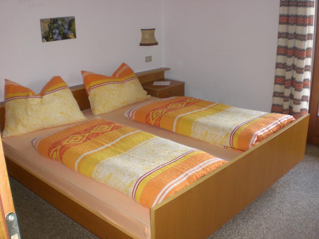 Tschagghof Villa Castelrotto Room photo